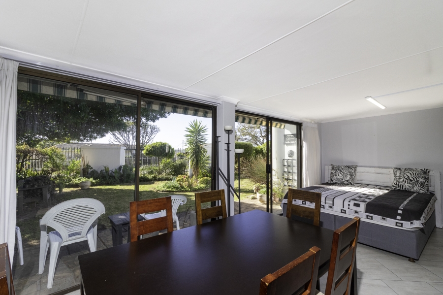 2 Bedroom Property for Sale in West Bank Eastern Cape
